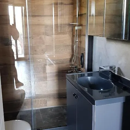 Tria Life Villas * كوشاداسيه